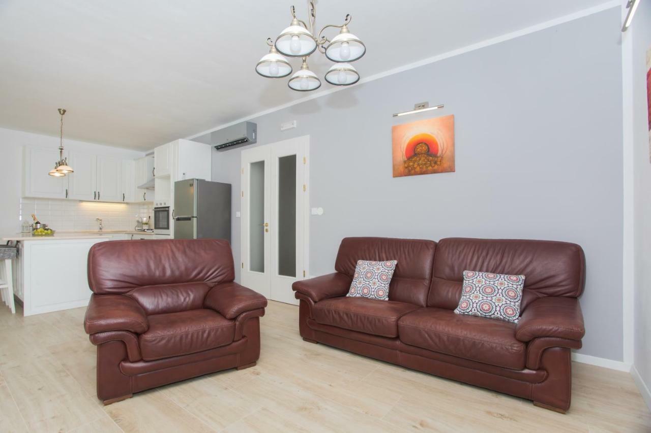 Apartman Slavice Sibenik Bagian luar foto