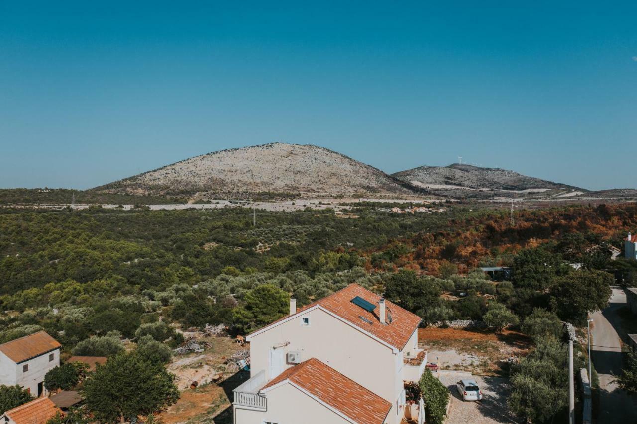 Apartman Slavice Sibenik Bagian luar foto