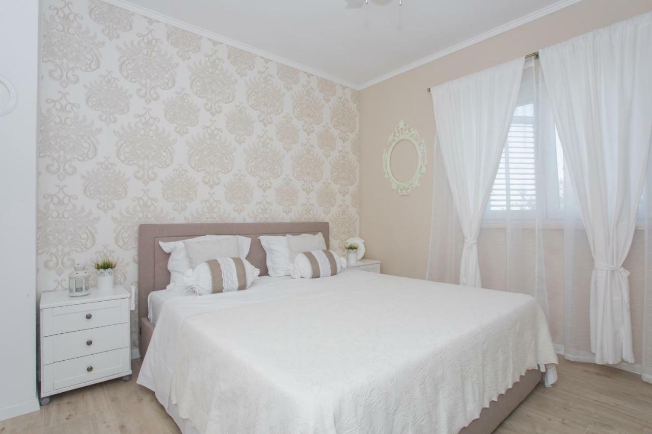 Apartman Slavice Sibenik Bagian luar foto